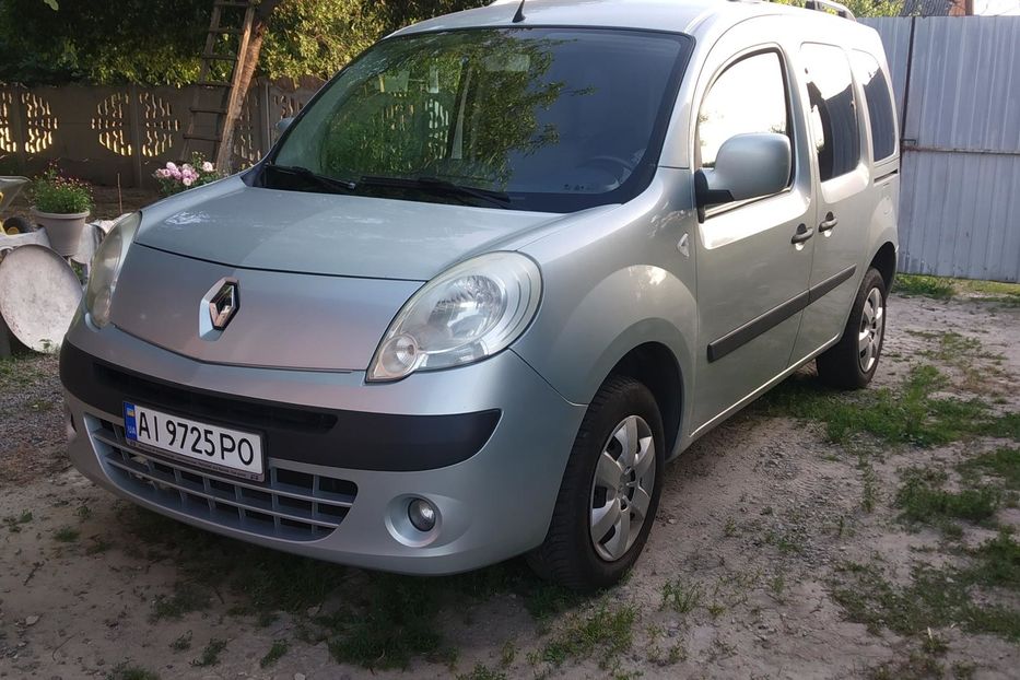 Продам Renault Kangoo пасс. 2008 года в Киеве