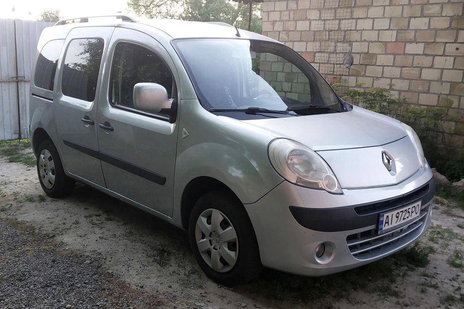 Продам Renault Kangoo пасс. 2008 года в Киеве