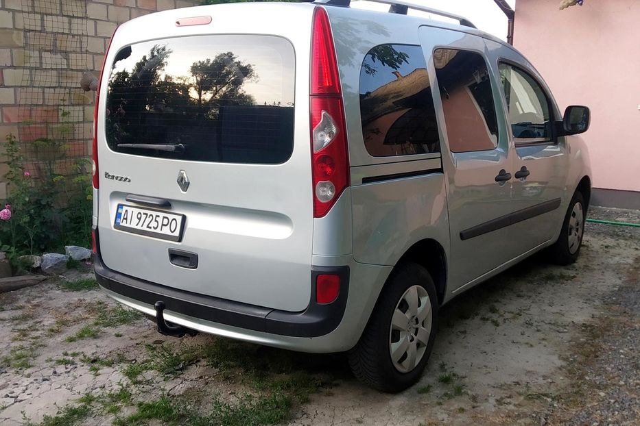 Продам Renault Kangoo пасс. 2008 года в Киеве
