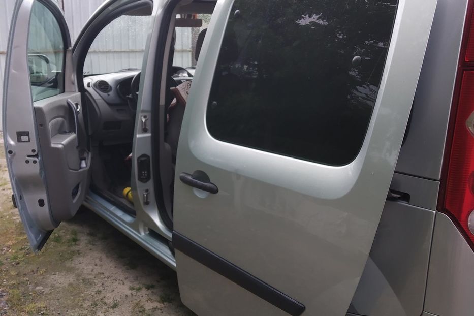 Продам Renault Kangoo пасс. 2008 года в Киеве
