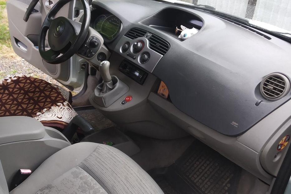 Продам Renault Kangoo пасс. 2008 года в Киеве