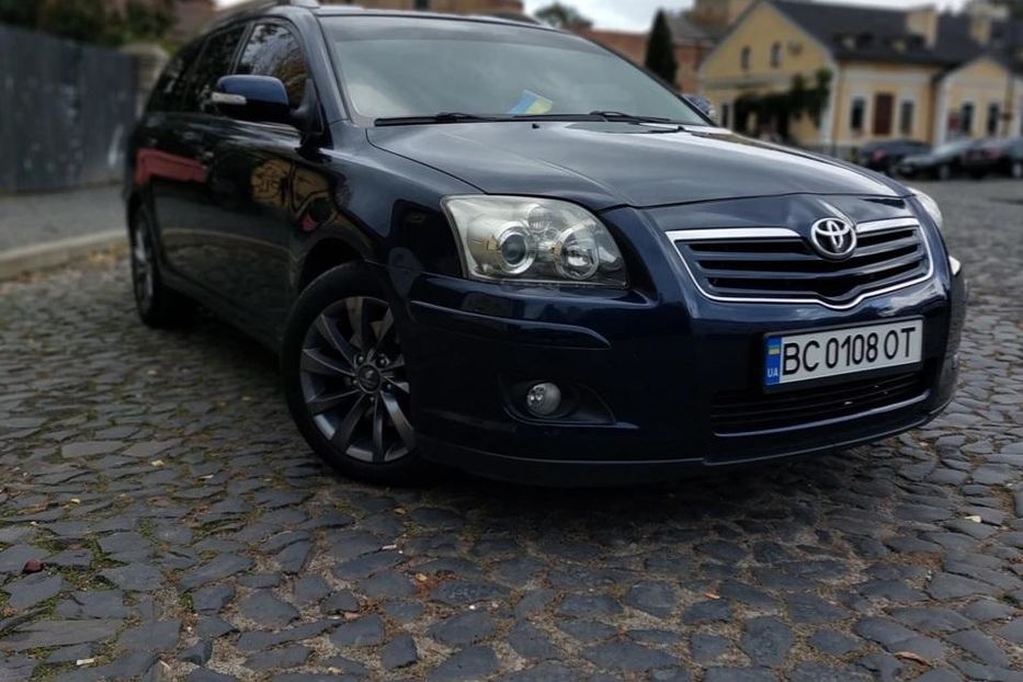 Продам Toyota Avensis 2006 года в Луцке