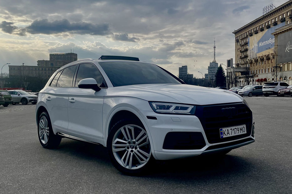 Продам Audi Q5 Premium Plus 2020 года в Харькове