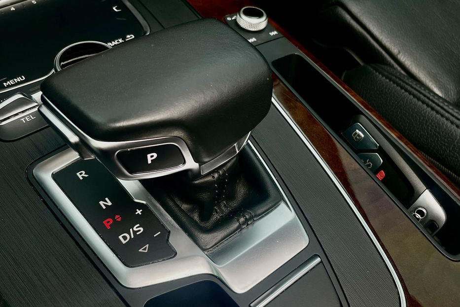 Продам Audi Q5 Premium Plus 2020 года в Харькове