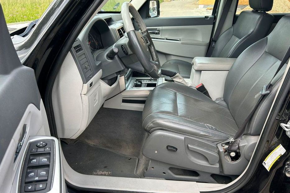 Продам Jeep Cherokee 2008 года в г. Хмельник, Винницкая область