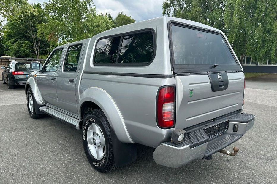 Продам Nissan Pickup 2004 года в Киеве