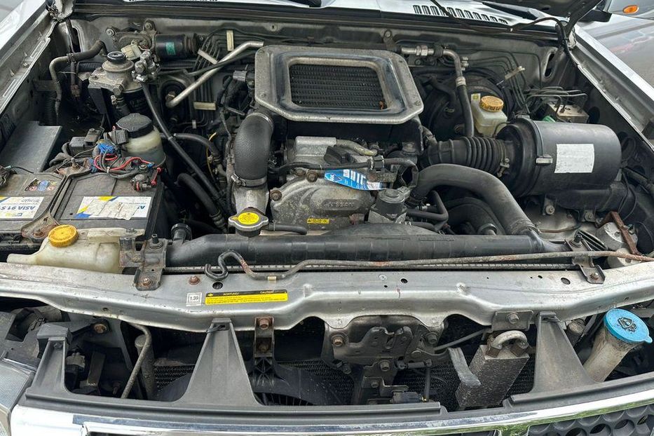 Продам Nissan Pickup 2004 года в Киеве