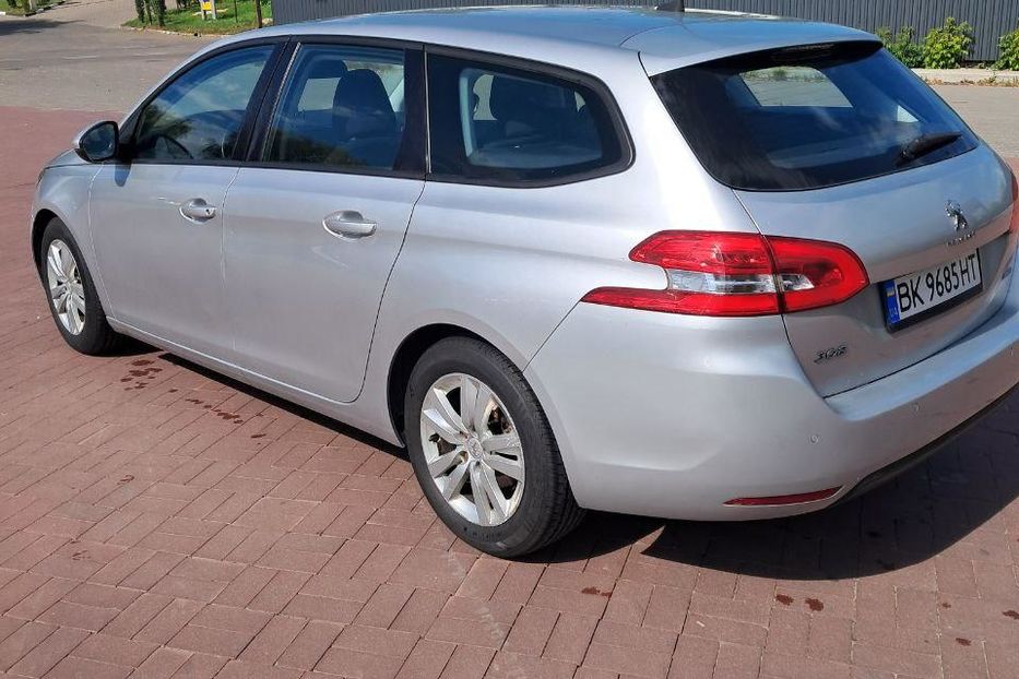 Продам Peugeot 308 1.6 BlueHdi АТ (120 к.с.)  2015 года в Ровно