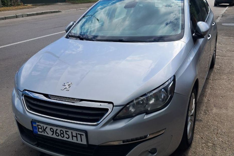 Продам Peugeot 308 1.6 BlueHdi АТ (120 к.с.)  2015 года в Ровно