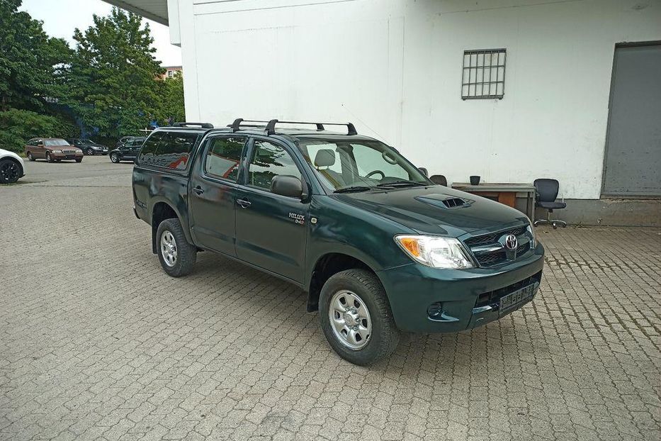Продам Toyota Hilux 2008 года в Киеве