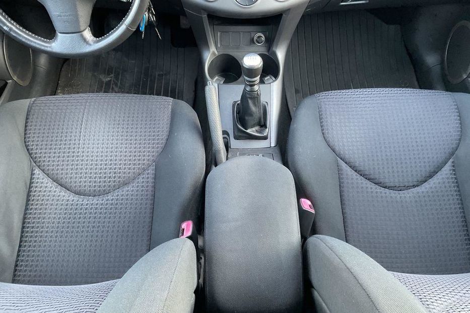 Продам Toyota Rav 4 2006 года в Сумах