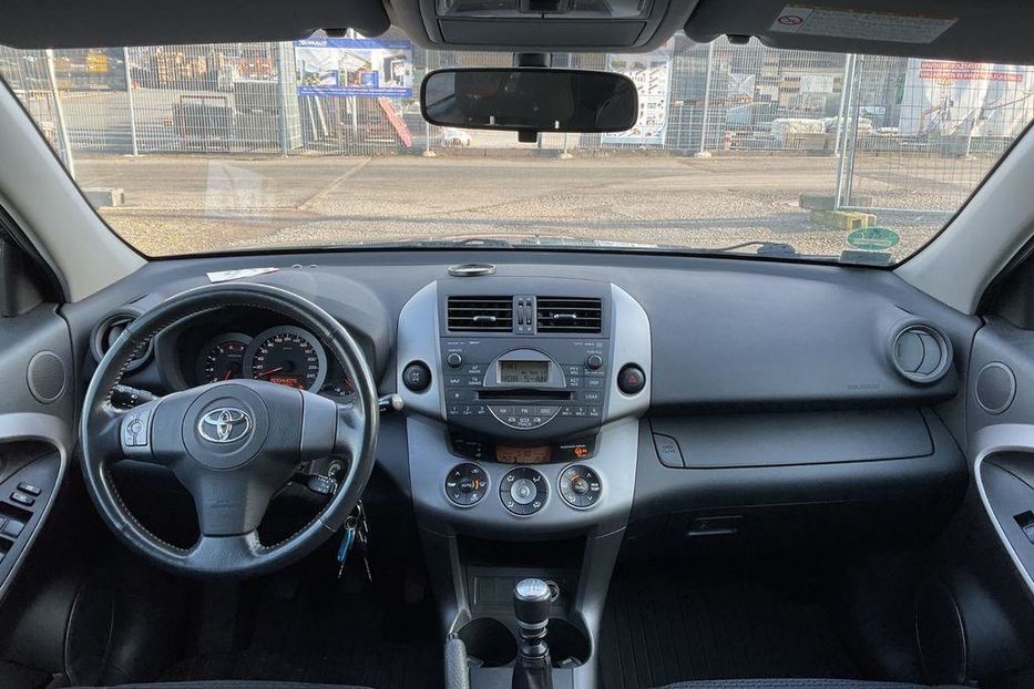 Продам Toyota Rav 4 2006 года в Сумах