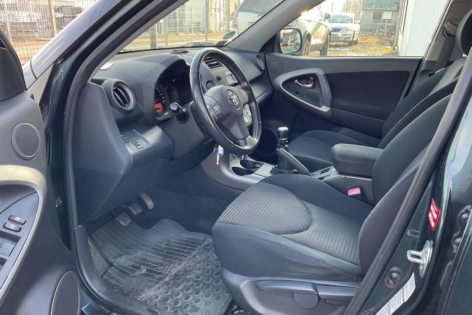 Продам Toyota Rav 4 2006 года в Сумах