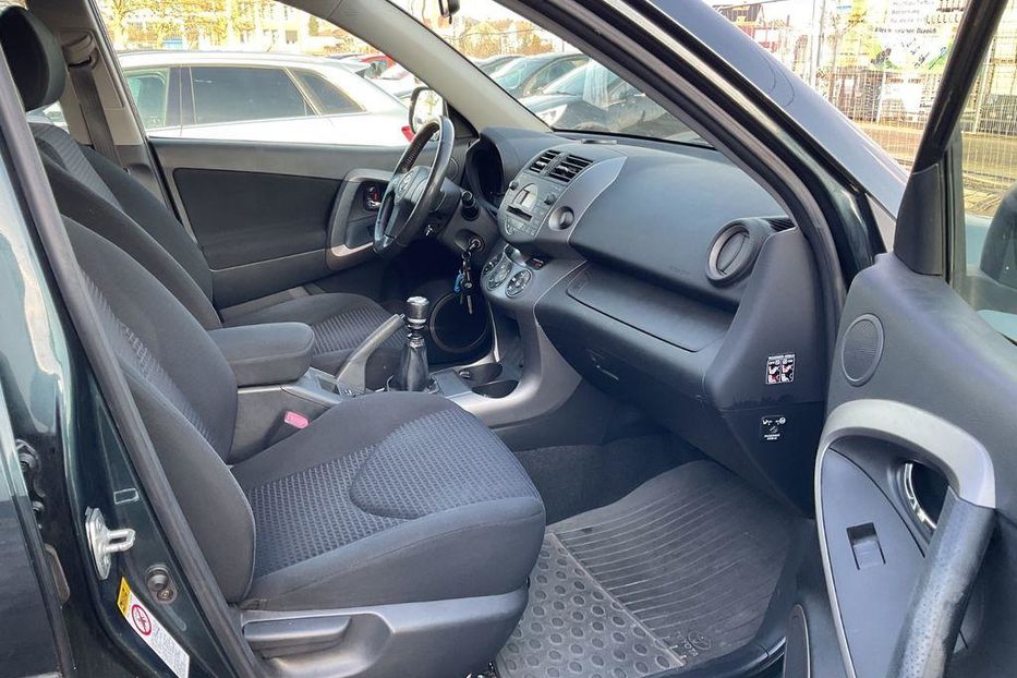 Продам Toyota Rav 4 2006 года в Сумах