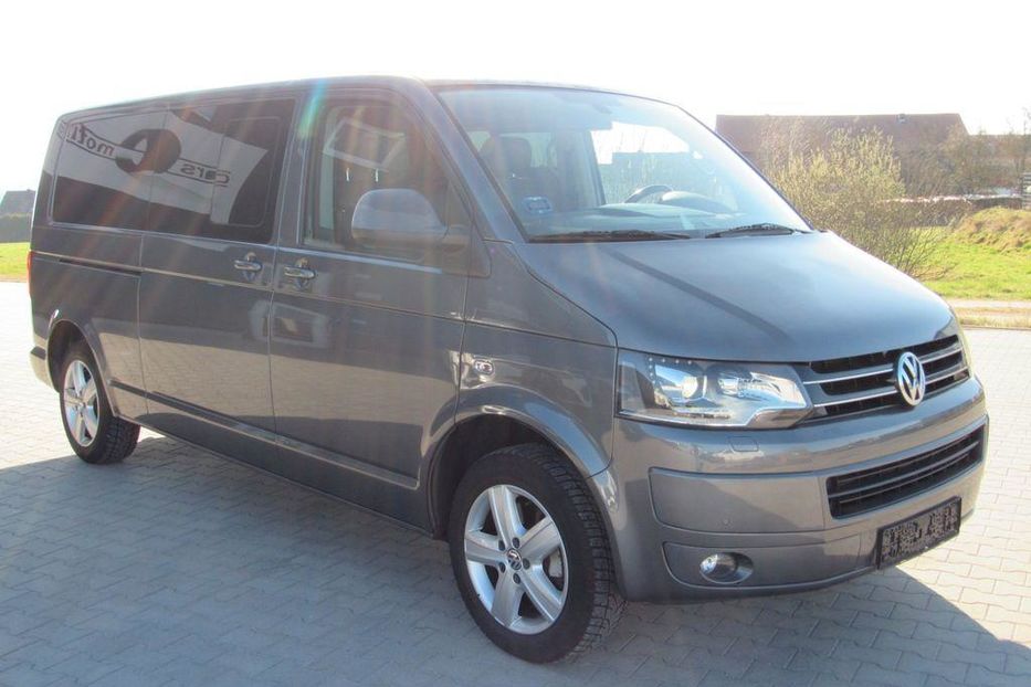 Продам Volkswagen T5 (Transporter) пасс. 2012 года в Днепре