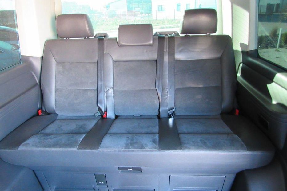 Продам Volkswagen T5 (Transporter) пасс. 2012 года в Днепре