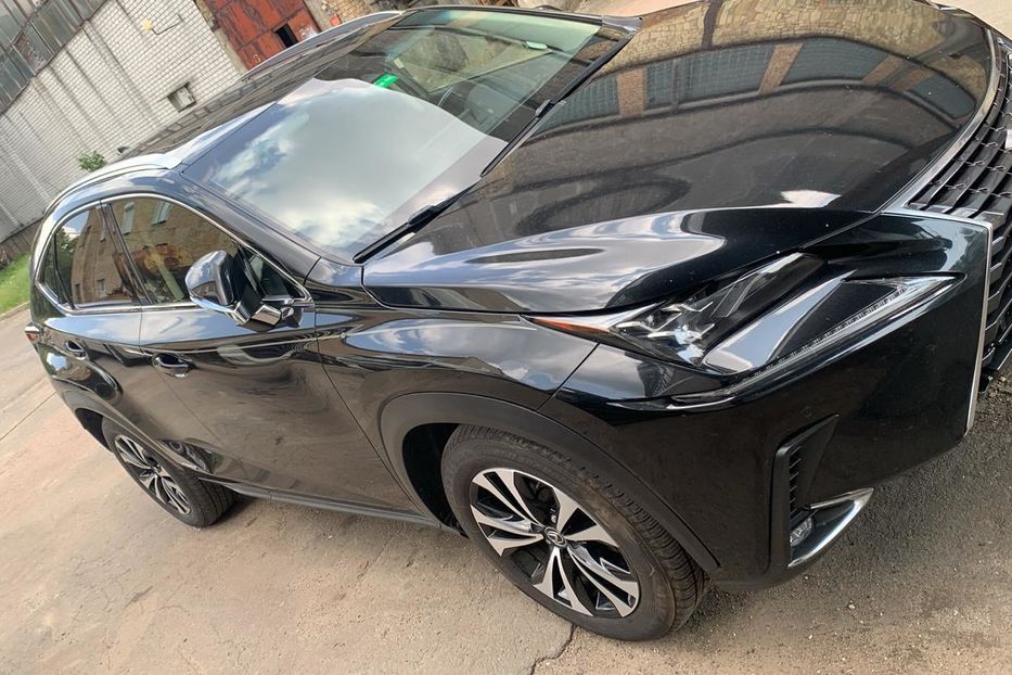 Продам Lexus NX 300 2017 года в Киеве