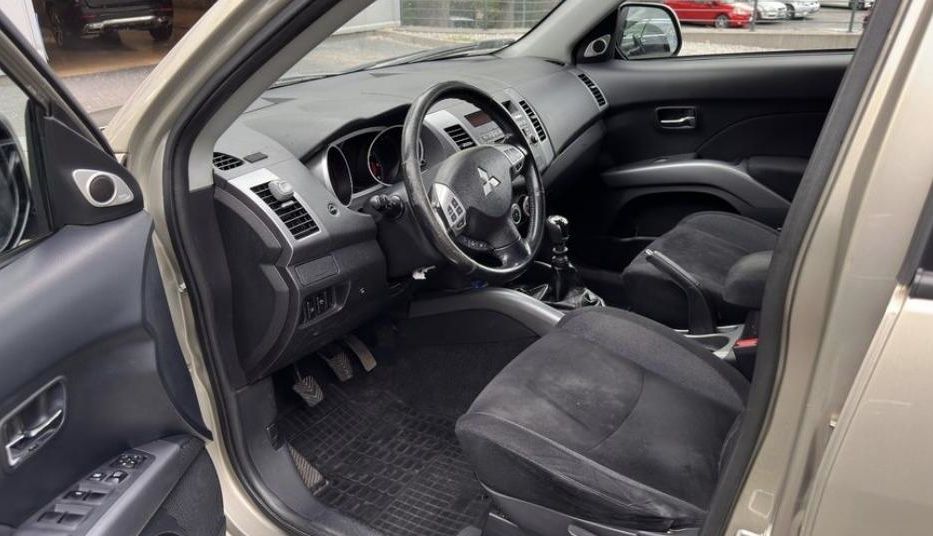 Продам Mitsubishi Outlander 2.0 DID Intense + 2009 года в г. Кривой Рог, Днепропетровская область