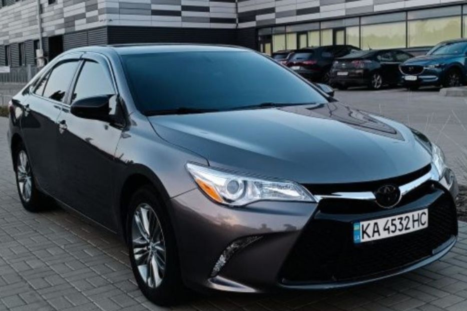 Продам Toyota Camry SE 2016 года в Черкассах