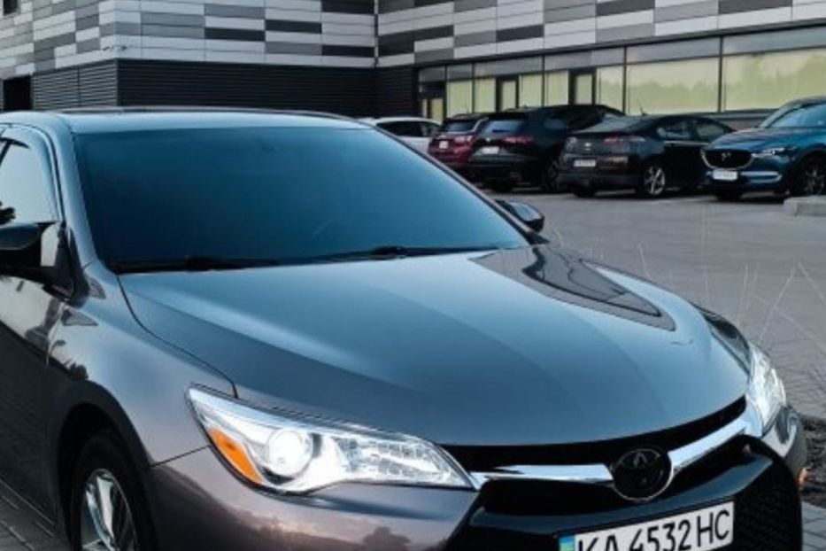 Продам Toyota Camry SE 2016 года в Черкассах