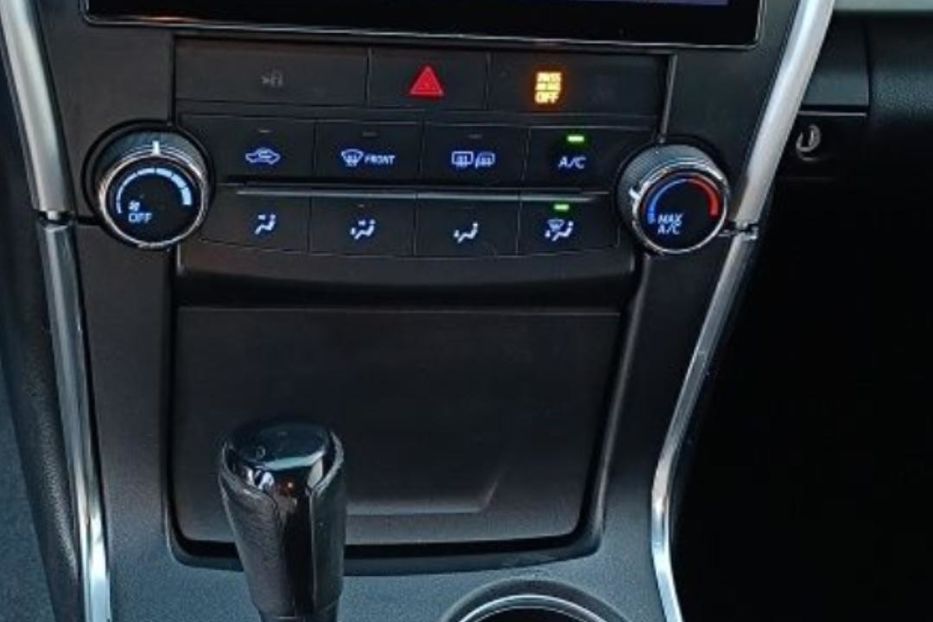 Продам Toyota Camry SE 2016 года в Черкассах