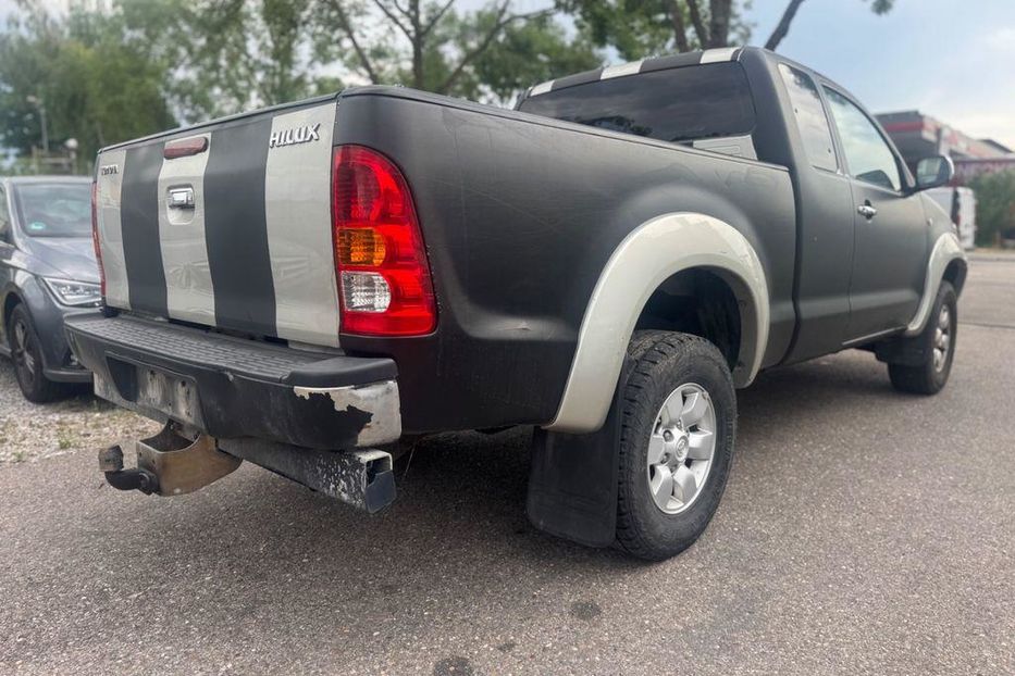 Продам Toyota Hilux 2005 года в Сумах