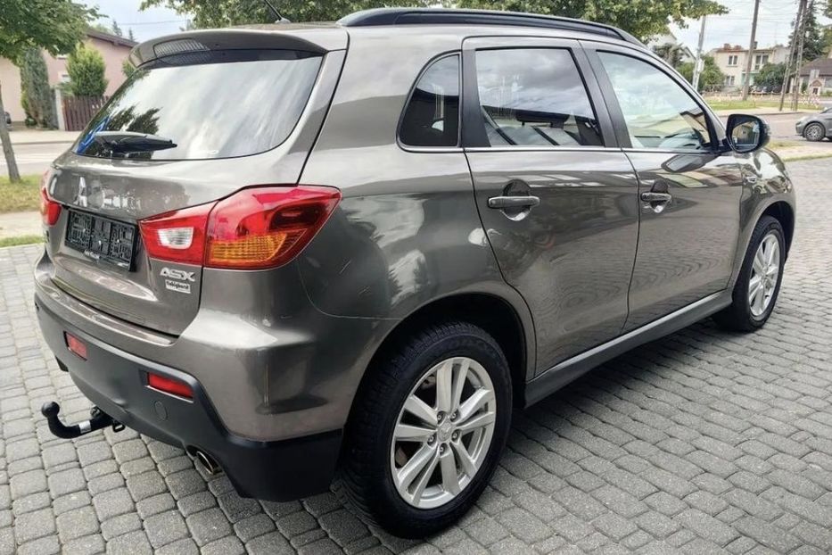 Продам Mitsubishi ASX 1.8 DID Instyle NAVI 4WD AS&G 2011 года в Черновцах