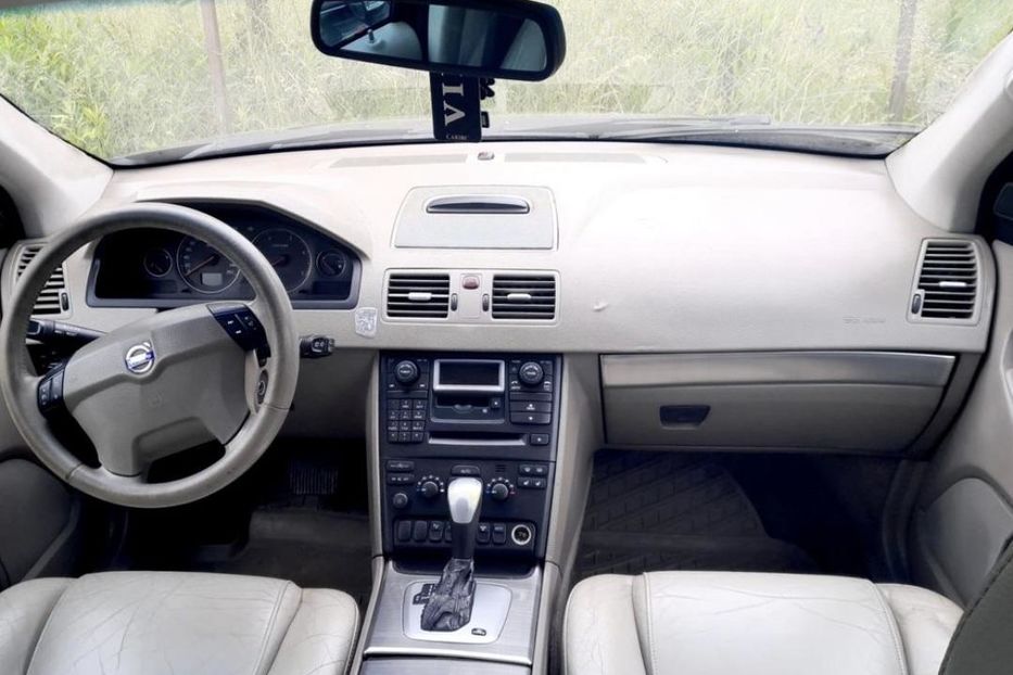 Продам Volvo XC90 2005 года в г. Красноград, Харьковская область