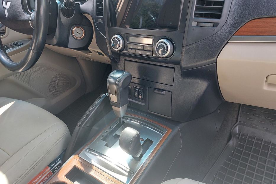 Продам Mitsubishi Pajero Wagon Газ-4 4х4 2007 года в Киеве