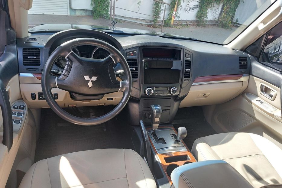 Продам Mitsubishi Pajero Wagon Газ-4 4х4 2007 года в Киеве