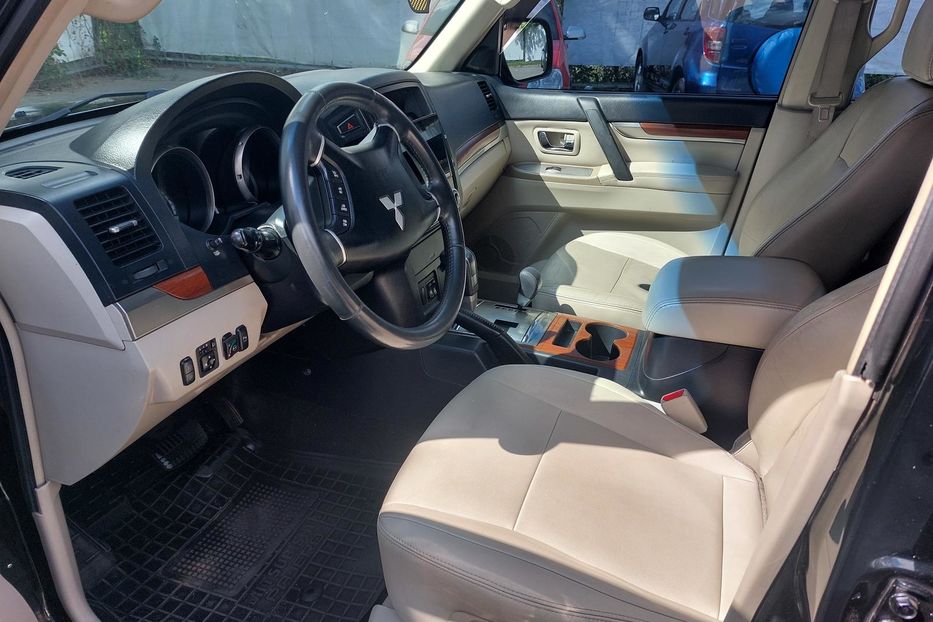 Продам Mitsubishi Pajero Wagon Газ-4 4х4 2007 года в Киеве