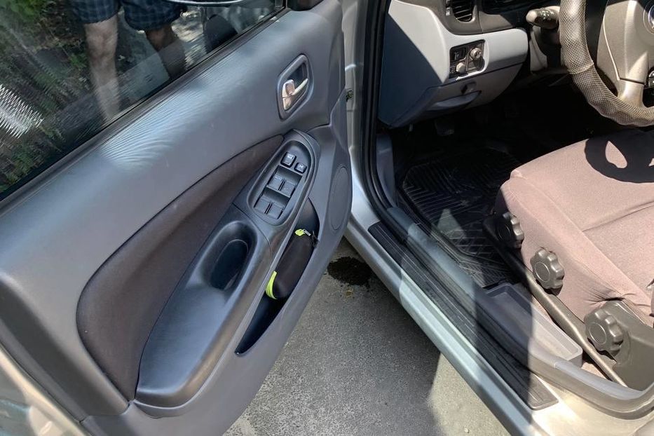 Продам Nissan Almera 2005 года в Харькове