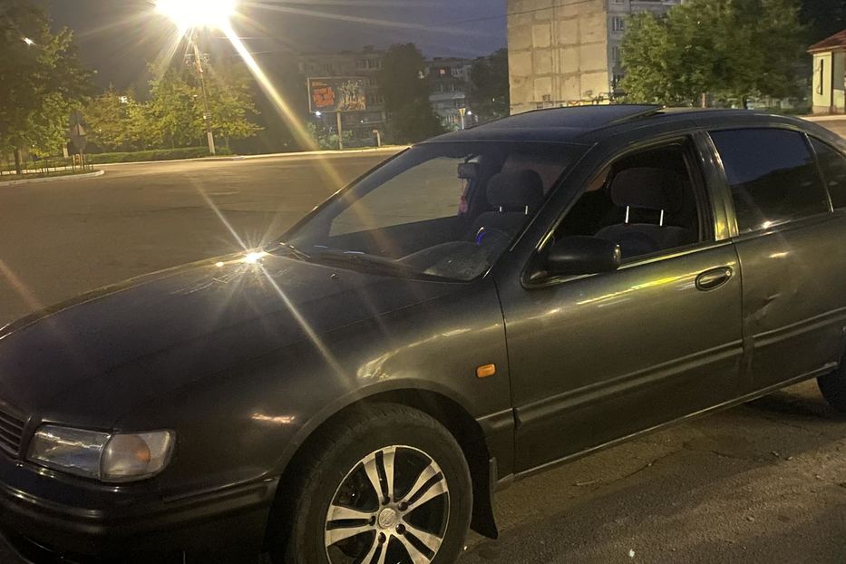 Продам Nissan Maxima 1995 года в г. Терновка, Днепропетровская область