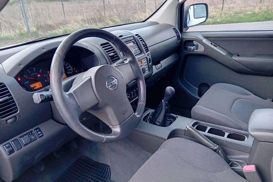 Продам Nissan Navara 2009 года в Днепре