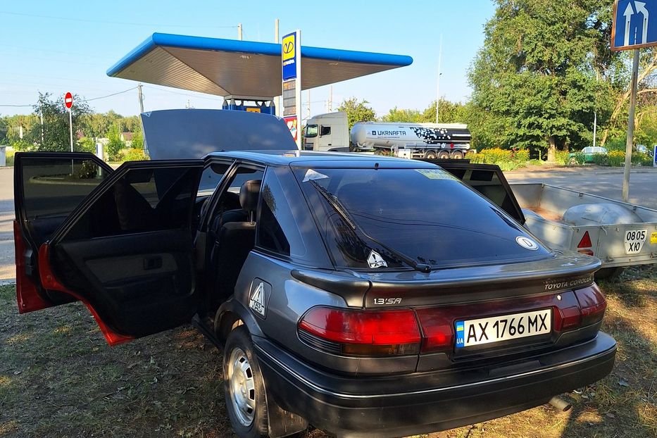 Продам Toyota Corolla 1989 года в г. Первомайский, Харьковская область