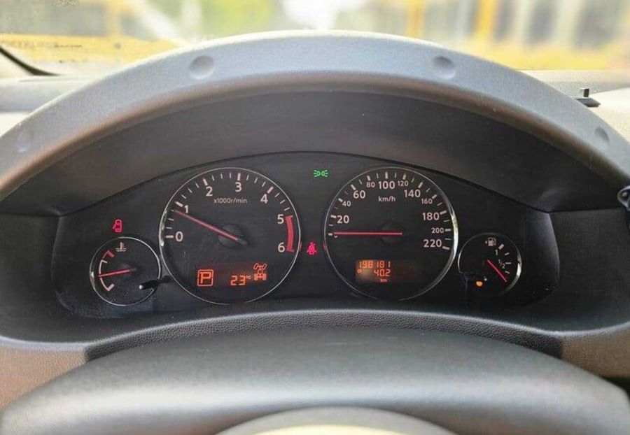 Продам Nissan Navara 2011 года в Харькове