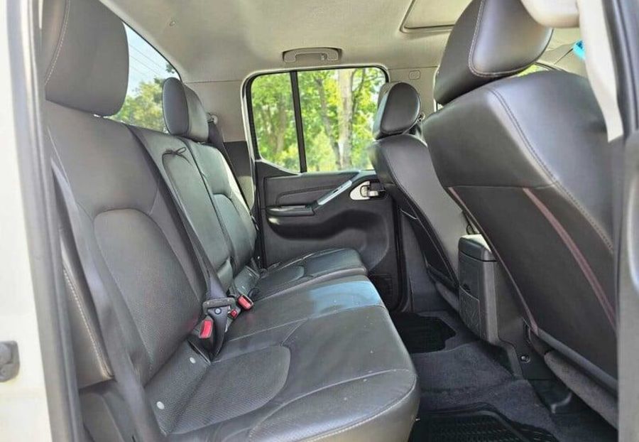Продам Nissan Navara 2011 года в Харькове