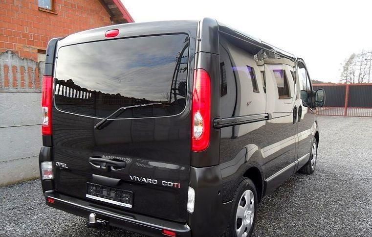 Продам Opel Vivaro пасс. 2009 года в Харькове