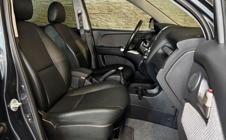 Продам Kia Sportage 2006 года в Полтаве