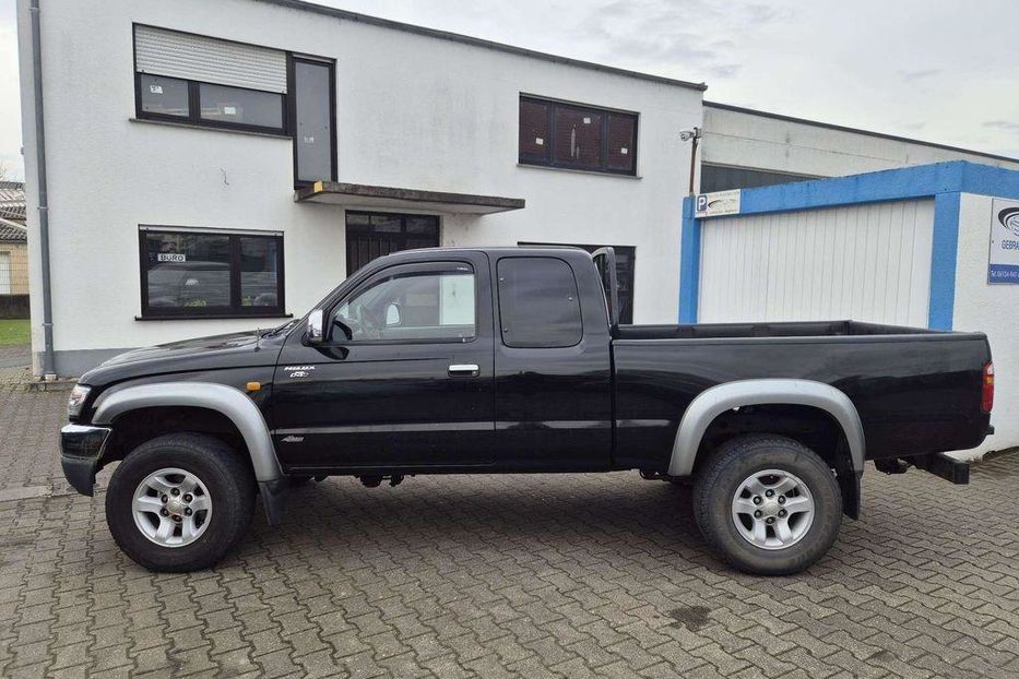 Продам Toyota Hilux 2004 года в г. Краматорск, Донецкая область