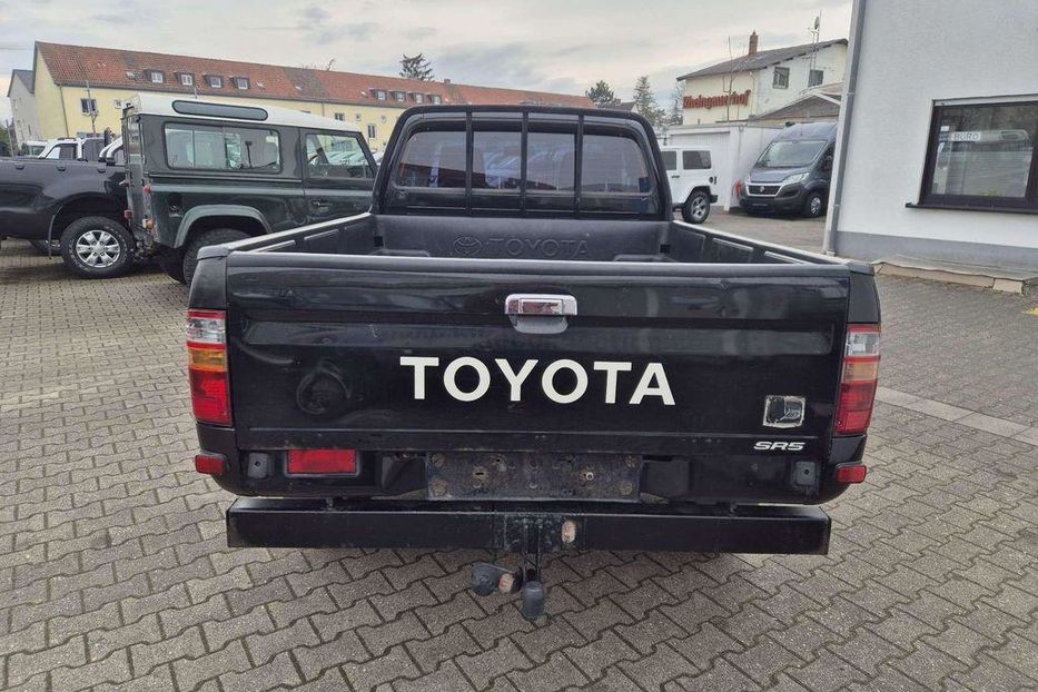 Продам Toyota Hilux 2004 года в г. Краматорск, Донецкая область