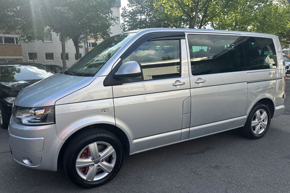 Продам Volkswagen T5 (Transporter) пасс. 2011 года в г. Задельское, Закарпатская область