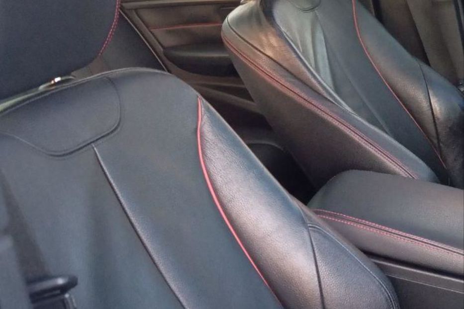 Продам BMW 335 2012 года в Днепре