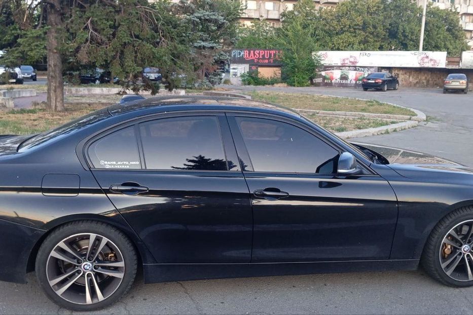 Продам BMW 335 2012 года в Днепре