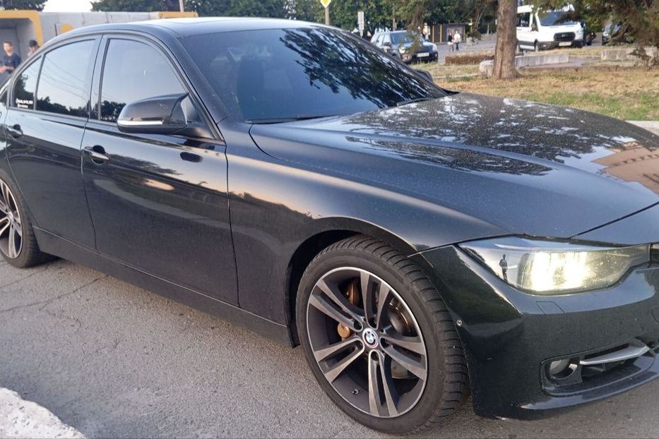 Продам BMW 335 2012 года в Днепре