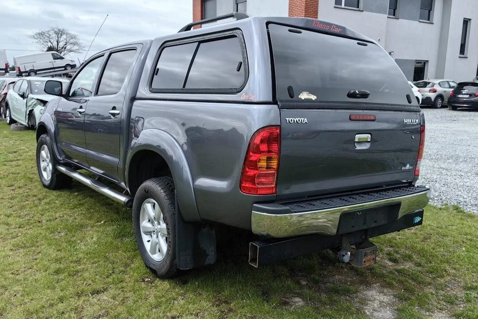 Продам Toyota Hilux 2010 года в Харькове