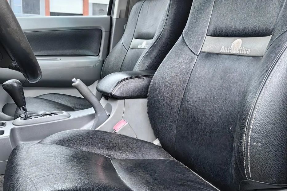 Продам Toyota Hilux 2010 года в Харькове
