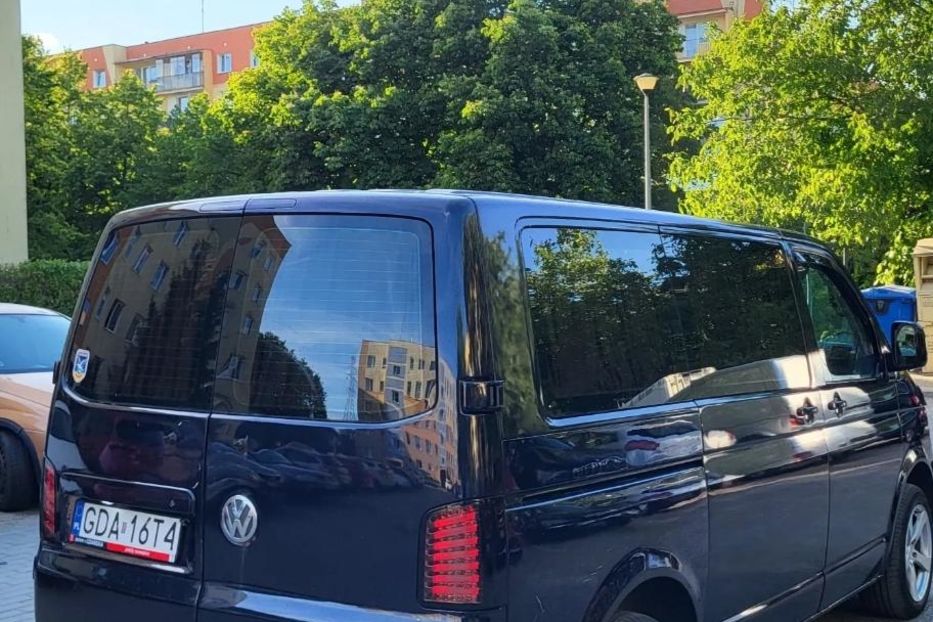 Продам Volkswagen T5 (Transporter) пасс. 2004 года в Полтаве