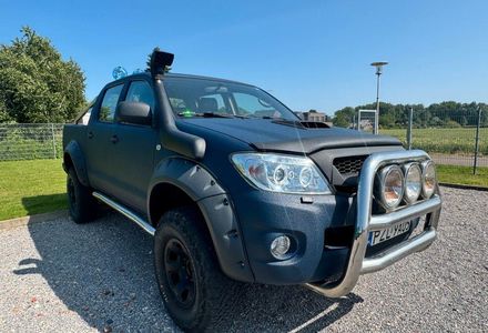 Продам Toyota Hilux 2010 года в Сумах