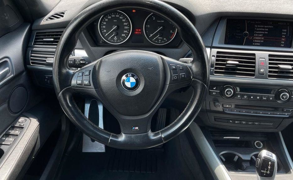 Продам BMW X5 2011 года в Днепре